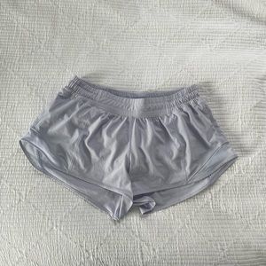 Lululemon hotty hot 2.5inch